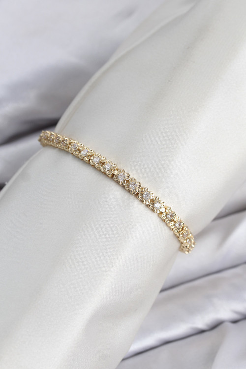 CM Model Zirkon Taşlı VIP Seri Gold Renk Pirinç Kadın Bileklik - Lisinya