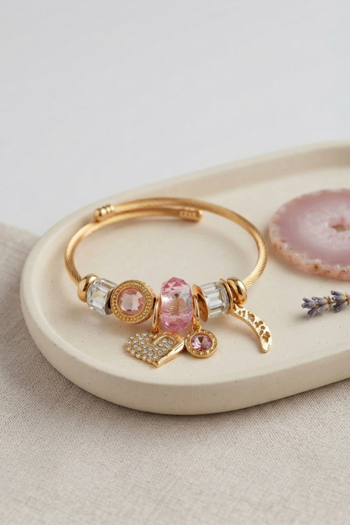 Kalp Model Gold Renk Pembe Charmlı Bileklik - Lisinya