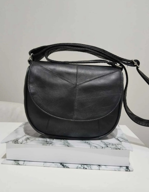 HAKİKİ DERİ ÖZEL TASARIM KADIN ÇANTA (23CM X 19CM)