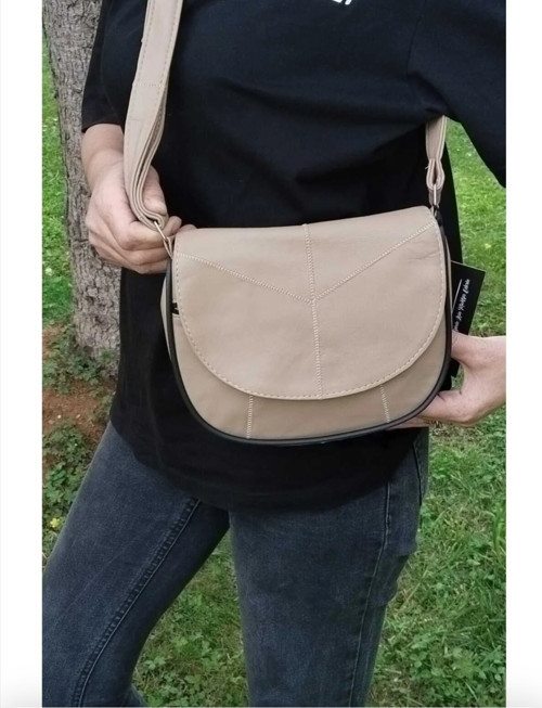 HAKİKİ DERİ ÖZEL TASARIM KADIN ÇANTA (23CM X 19CM)