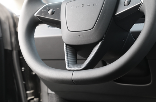 Tesla MODEL Y 2025+ (JUNIPER) Direksiyon Alt Kaplama Karbon