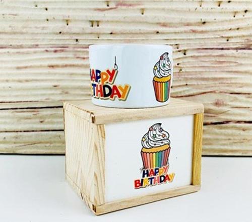 Ahşap Kutusunda Tasarım Cupcake Kupa Bardak
