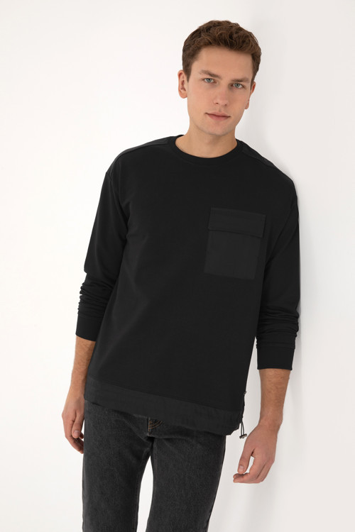 Erkek Comfort Fit Bisiklet Yaka Cep Detaylı Siyah Sweatshirt 50316401-VR046