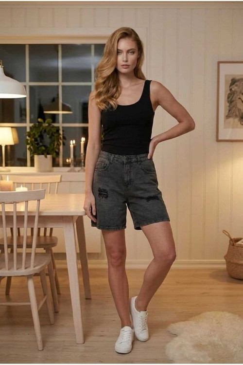 40 Cm Düz Paça, Siyah Kar Yüksek Bel Yırtık Detaylı Likralı Kadın Şort Jeans - 40 Cm