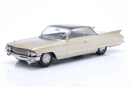181252 1/18 1961 Cadillac Series 62 Coupe DeVille 1