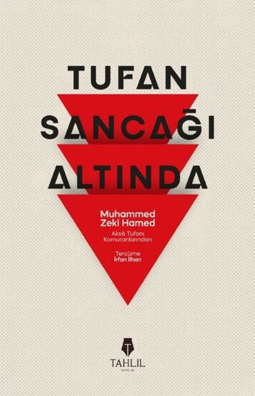 Tufan Sancağı Altında