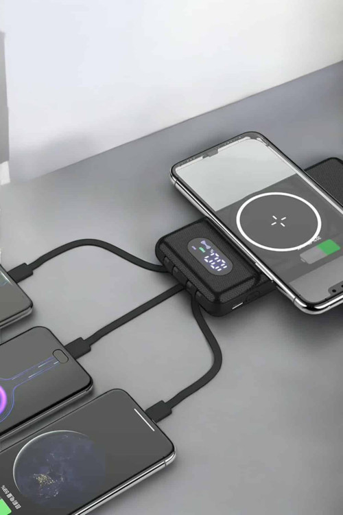 Kablosuz Şarj Özellikli 10.000 Mah Powerbank 4 Portlu Hızlı Şarj ve Dijital Göstergeli