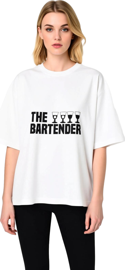 Kadın Oversize Tişört Bartender Baskılı Kısa Kol Yuvarlak Yaka Günlük Rahat Kesim Modern Şık Zarif