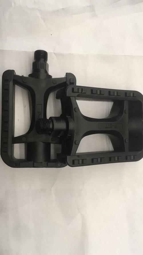 Plastik/Geniş/Bilyalı Pedal