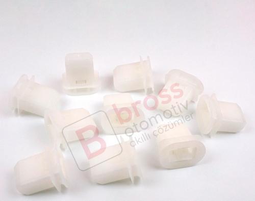 Toyota için 10 Adet Vidalı Grommet Klipsi