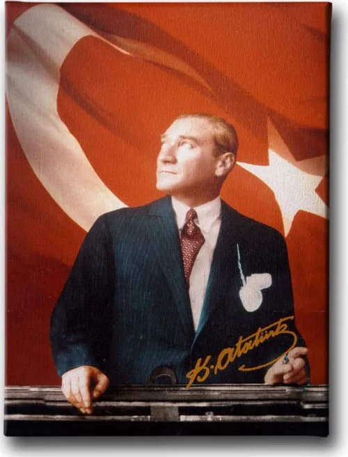 Türk Bayraklı Atatürk Portresi Dekoratif Kanvas Duvar Tablosu