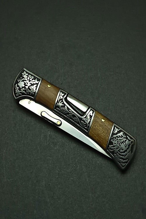 Columbia B-3159-D Ahşap ve Kabartma İşlemeli Çakı
