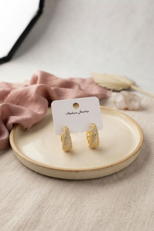 Gold Renk Zirkon Taşlı Damla Halka Model Kadın Küpe
