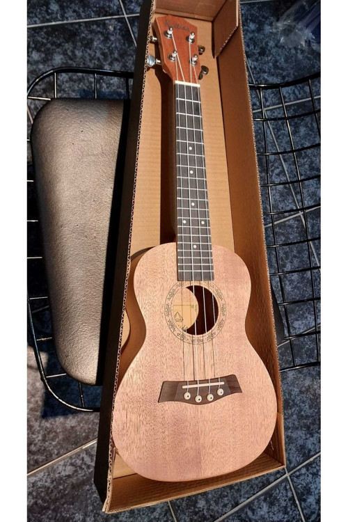 Ukulele kaillida Concert Kılıflı Pena hediyeli