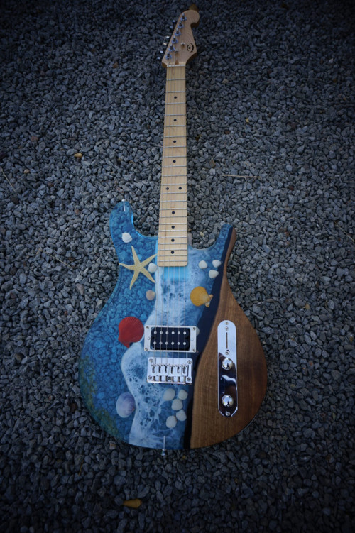 Elektro Gitar MALDİV CUSTOM EPOKSİ & YILLANMIŞ AĞAÇ Kişiye Özel