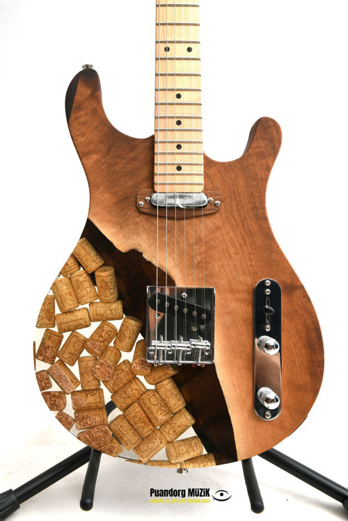 Elektro Gitar WİNE CUSTOM EPOKSİ & YILLANMIŞ 250 YILLIK CEVİZ AĞACI