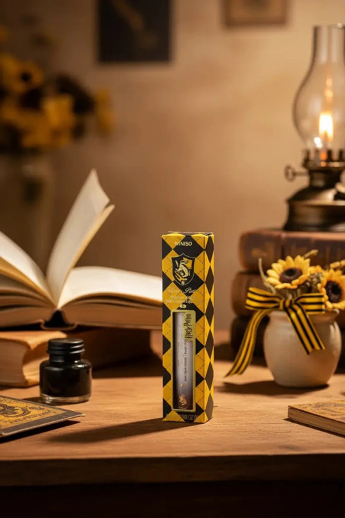 Harry Potter Lisanslı Hufflepuff Likit Mat Ruj (04) – Uzun Süre Kalıcı ve Yüksek Pigmentli Mat Ruj