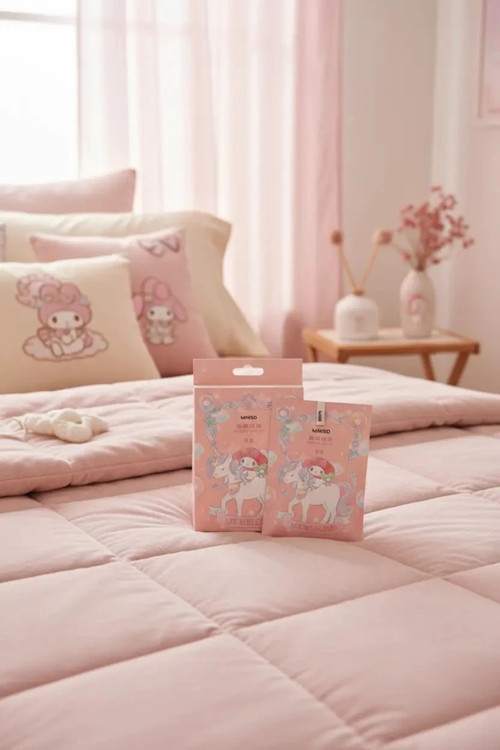 Sanrio Lisanslı Kokulu Kese (Orman Şeftali) – Dolap & Çekmece Tazeleyici