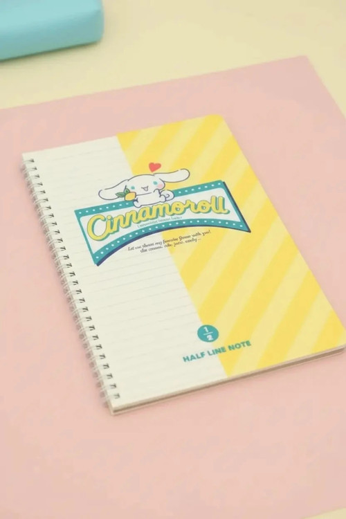 Lisanslı Cinnamoroll Retro Koleksiyonu B5 Spiral Telli 80 Sayfa Defter