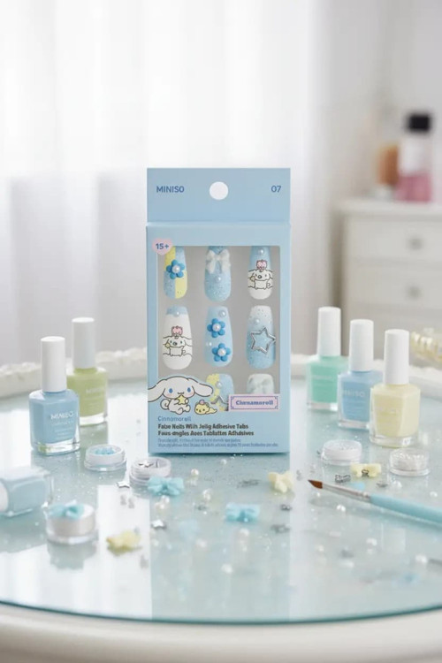 Lisanslı Cinnamoroll Takma Tırnak Seti – Jel Yapışkanlı Pratik Kullanım
