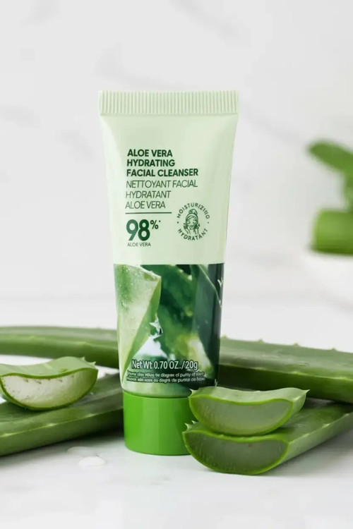 Lisanslı Aloe Vera Özlü Nemlendirici Cilt Bakım Seti