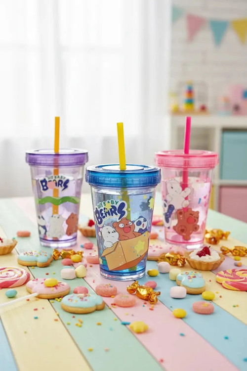 We Baby Bears Lisanslı Pipetli Sulu Plastik Şişe – Çift Duvarlı ve BPA İçermez 320 ml