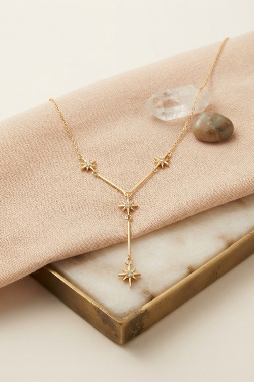 Pirinç Gold Renk Zirkon Taşlı Kutup Yıldızı Model Kadın Kolye TJ-BKO11225