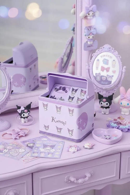 Sanrio Lisanslı Kuromi Teneke Saklama Kutusu – Çok Amaçlı Dekoratif Metal Kutu