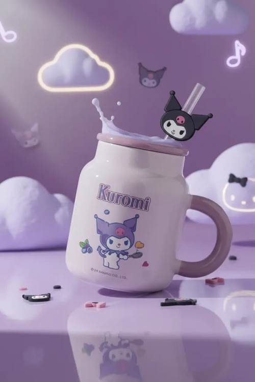 Lisanslı Kuromi Seramik Kupa – 410 Ml – Kapaklı Ve Pipetli Tasarım