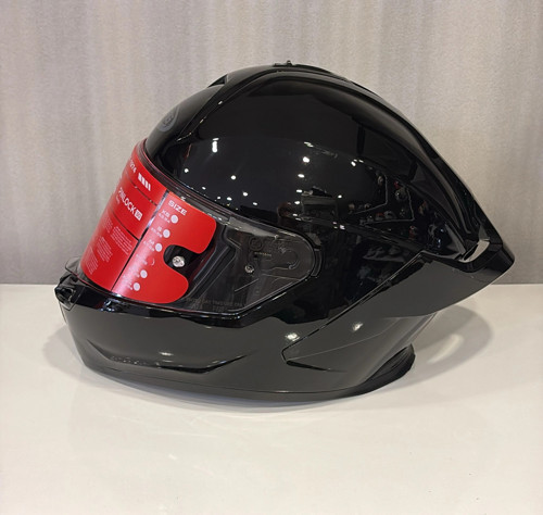 KASK ROXTER PARLAK SİYAH + GÜMÜŞ VİZÖR