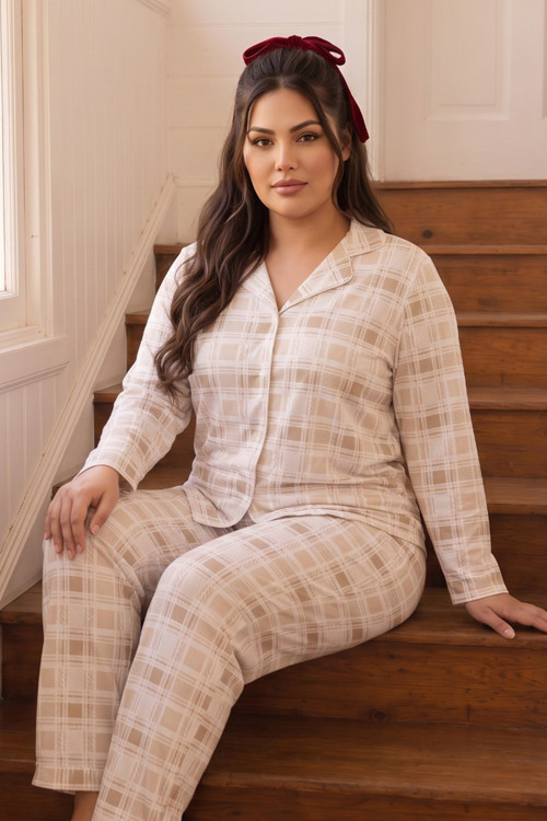 Desenli Termal Kumaşlı Ultra Soft Yumuşak Büyük Beden Battal Boy Düğmeli Örme Pijama Takımı 26226518