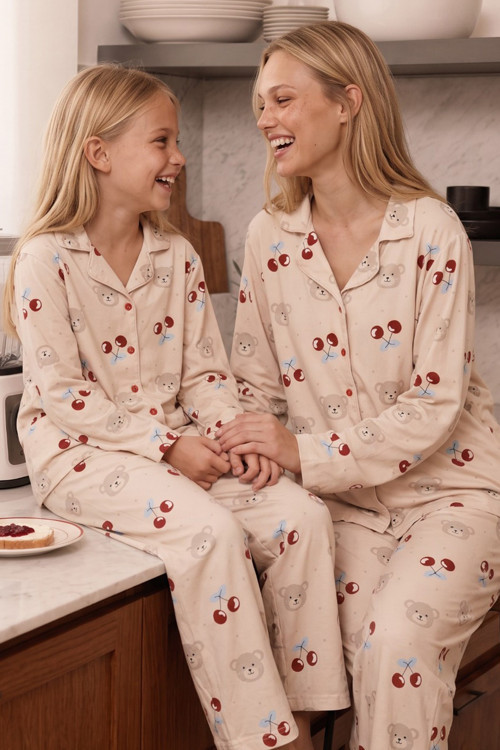 Krem Desenli Termal Kumaşlı Ultra Soft Yumuşak Düğmeli Örme Pijama Takımı