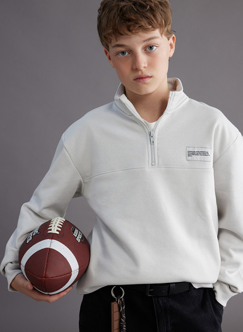 LCW Kids Bej Dik Yaka Erkek Çocuk Kalın Sweatshirt
