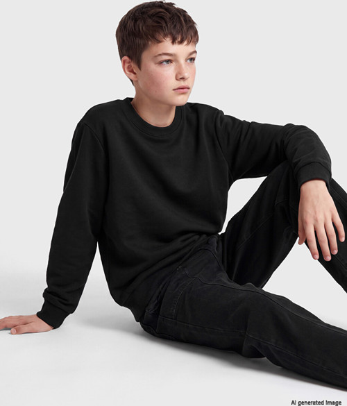 LCW Kids Siyah Bisiklet Yaka Erkek Çocuk Sweatshirt