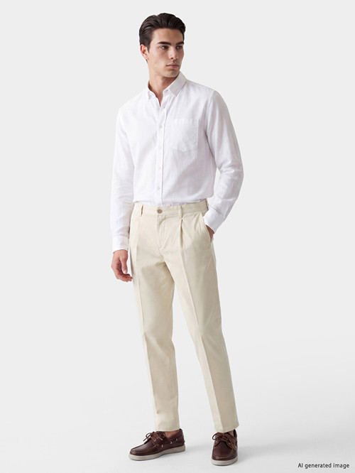 LCWAIKIKI Classic Bej Regular Fit Erkek Chino Pantolon