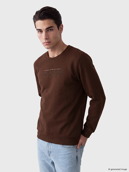 LCWAIKIKI Classic Kahverengi Bisiklet Yaka Baskılı Erkek Sweatshirt
