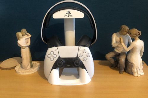 PlayStation 5 (PS5) Kulaklık ve Oyun Kolu Standı Modern Tasarım PS5 Aksesuar Standı Kulaklık ve Controller Tutucu Beyaz