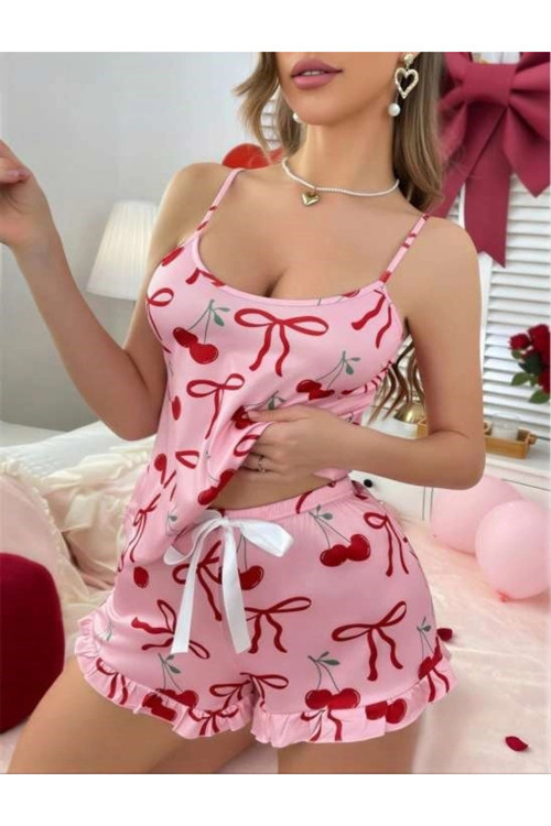 HERŞEYTREND Pembe Üstüne Kiraz Desenli Askılı Şortlu Pijama Takımı