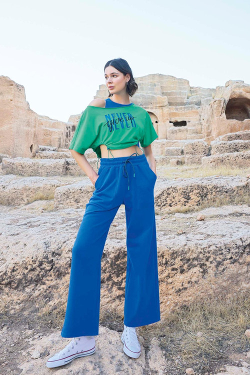 Kısa Kollu "Never Give Up" 3lü Crop Eşofman Takımı
