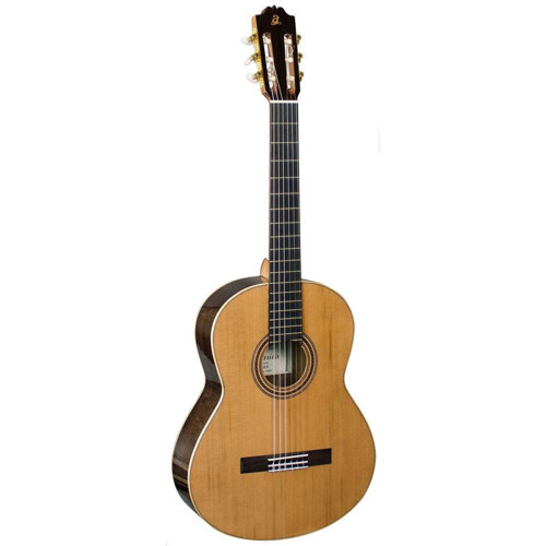 A8 Klasik Gitar