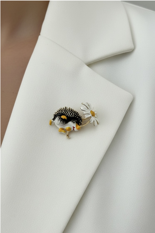 Papatya Detay Sevimli Kirpi Broş (4cm)