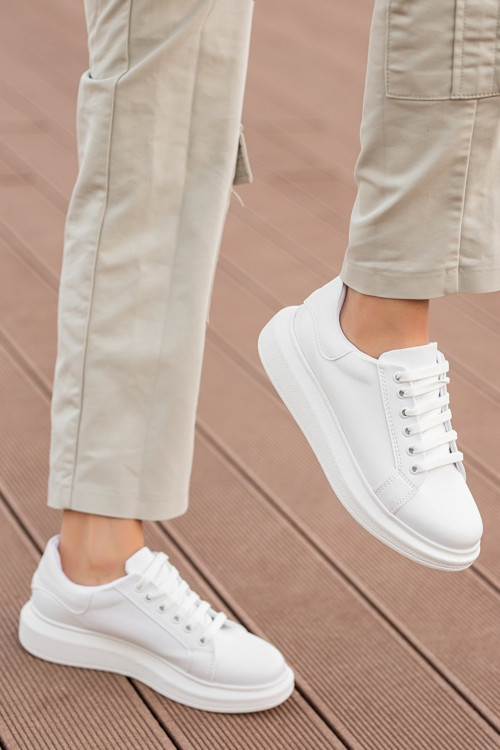 Kadın Beyaz Günlük Bağcıklı Rahat Taban Sneaker Terletmez Hafif Nefes Alabilen Spor Ayakkabı