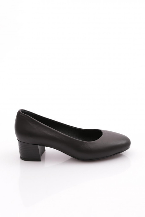 535 Kadin Topuklu Ayakkabi