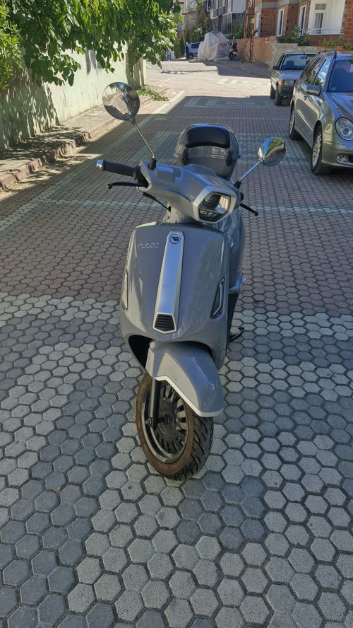Lucca 125 Cc Benzinli Motorbisiklet Çanta Hediye