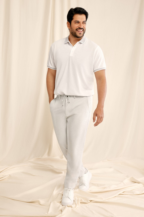 Erkek Beyaz Slim Fit Dar Kesim Kıvrılmaz Polo Yaka Kısa Kollu Tişört