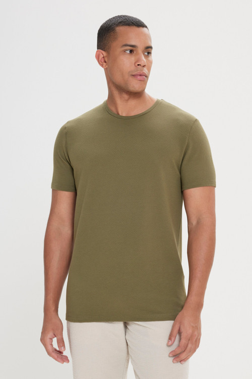 Erkek Haki Slim Fit Bisiklet Yaka Kısa Kollu Yumuşak Tuşeli Basic Tişört