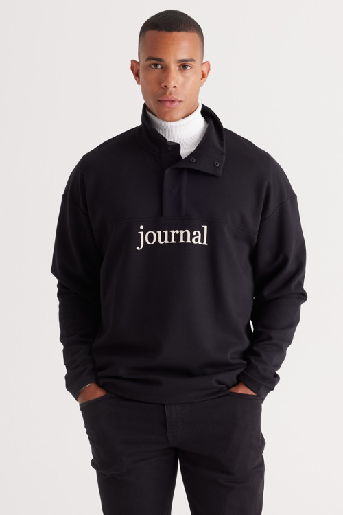 Erkek Siyah Loose Fit Bato Yaka Baskılı Sweatshirt