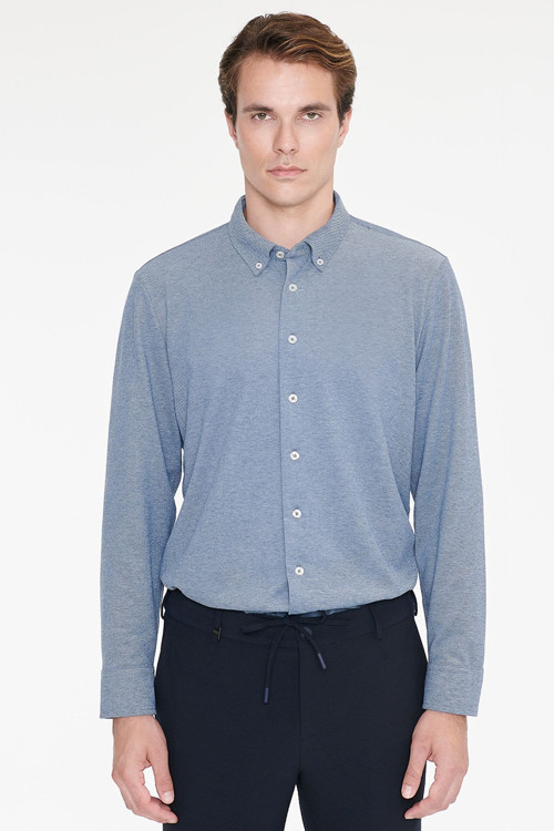 Erkek İndigo Pamuklu Tailored Slim Fit Dar Kesim Düğmeli Yaka Örme Gömlek