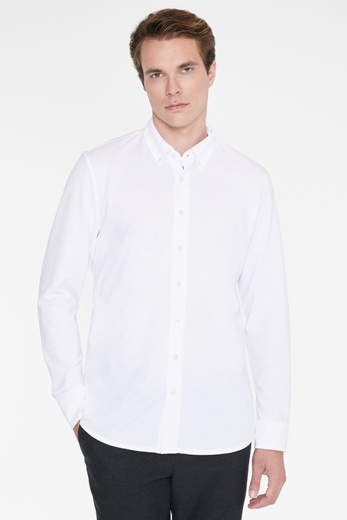 Erkek Beyaz Pamuklu Tailored Slim Fit Dar Kesim Düğmeli Yaka Örme Gömlek