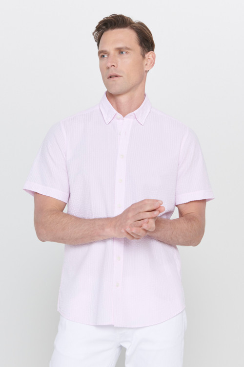 Erkek Pembe Slim Fit Dar Kesim Gizli Düğmeli Yaka %100 Pamuk Gofre Desenli Gömlek